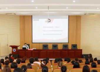 王孝武为澳门十大电子正规游戏网站师生讲授公开课